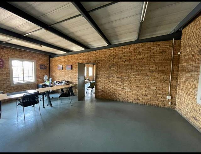 INDUSTRIAL PROPERTY TO RENT IN HENNOPSPARK